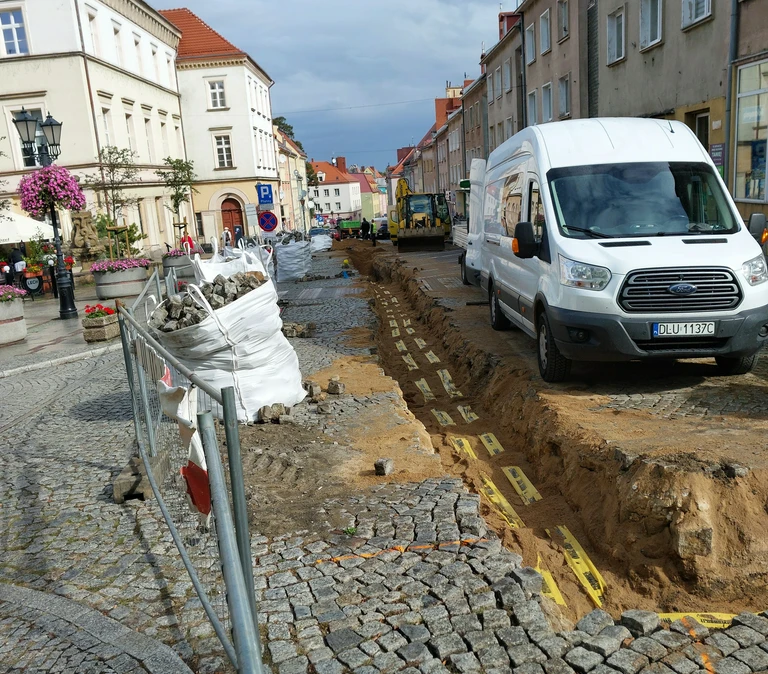 Budowa sieci i przyłączy wodno-kanalizacyjnych w Lubinie